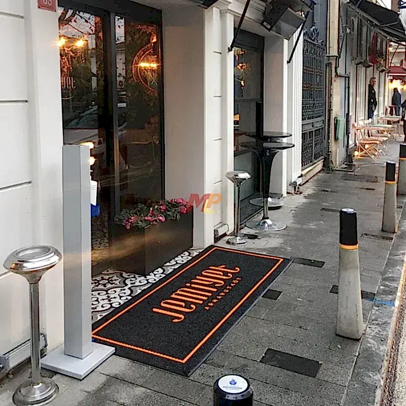 Balıkçılara Özel Çerçeveli Turuncu Siyah Logolu Paspas The Fish