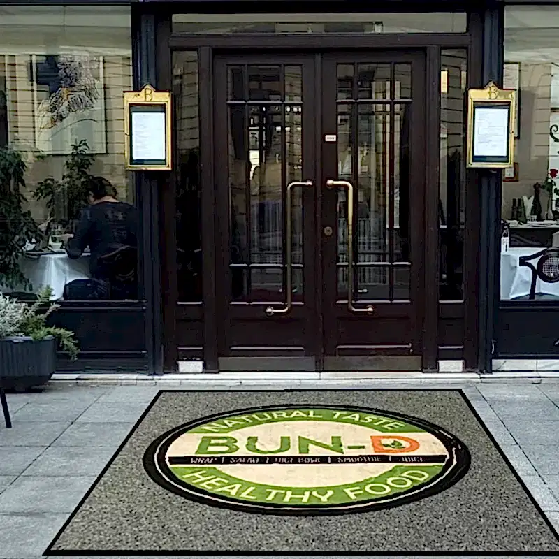 Ortası Baskılı Yeşil Gri Tabanlı Logolu Paspas