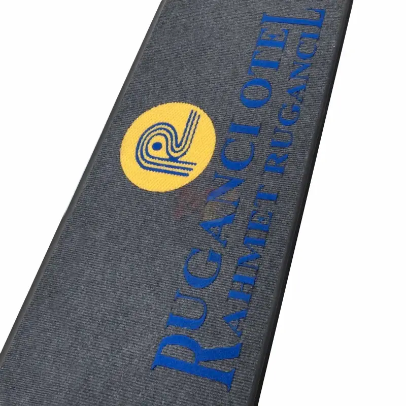 Otellere Gri Logolu Paspas Rugancı